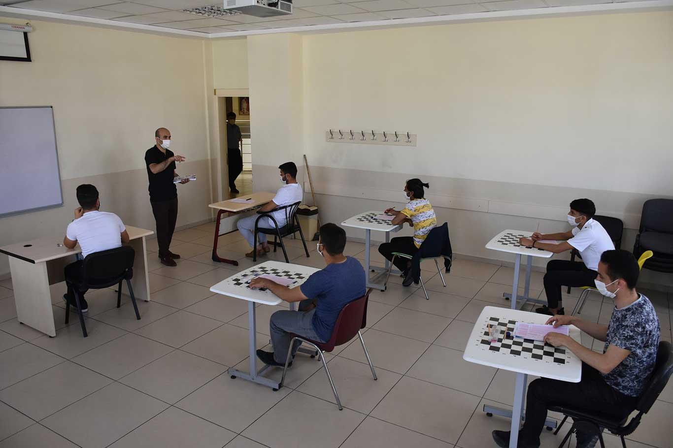 Gaziantep'te YKS öncesi deneme sınavı düzenlendi